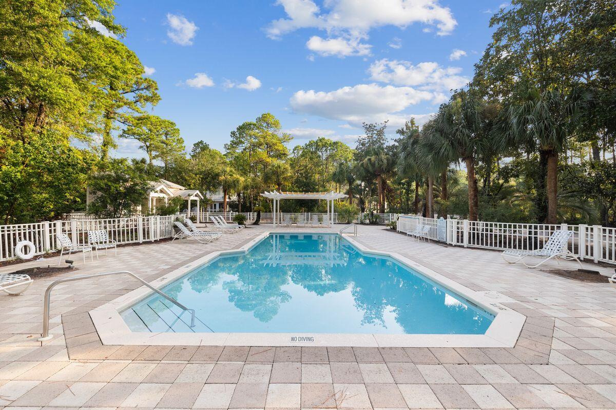 73 N Andalusia Avenue