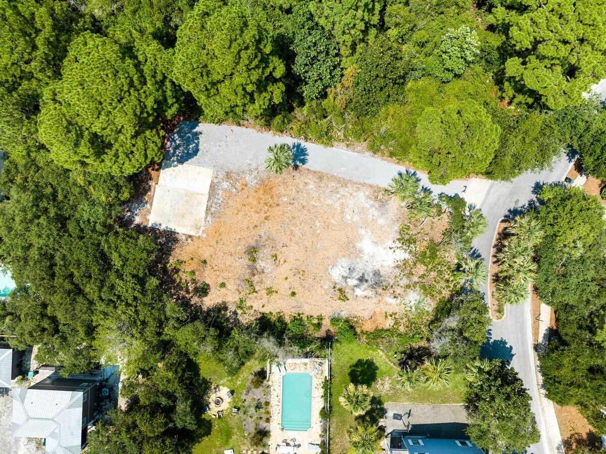 73 N Andalusia Avenue