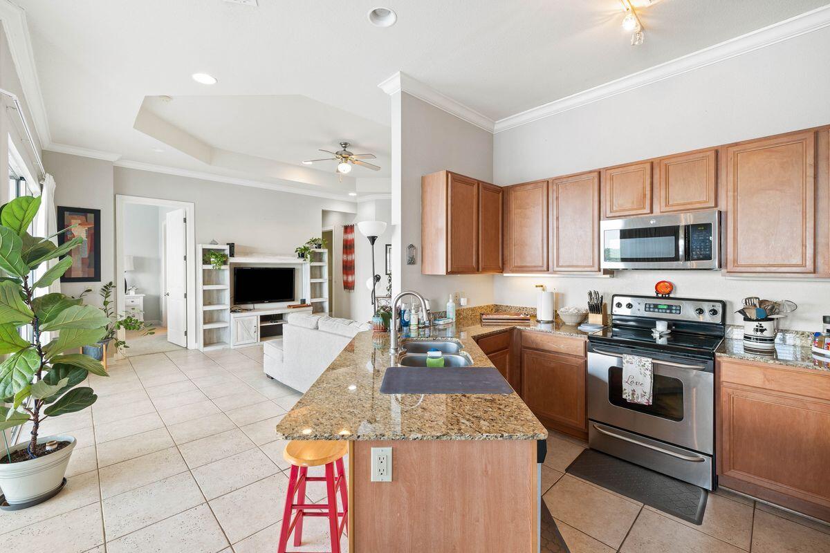 2213 Crystal Cove Lane, 2213