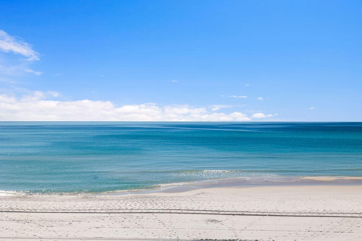 2213 Crystal Cove Lane, 2213