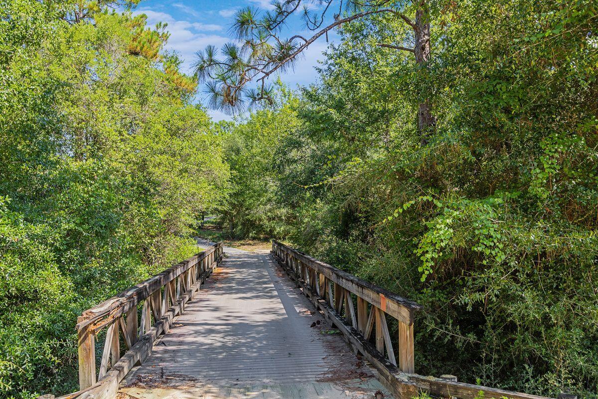 108 Blackstone Lane, DeFuniak Springs