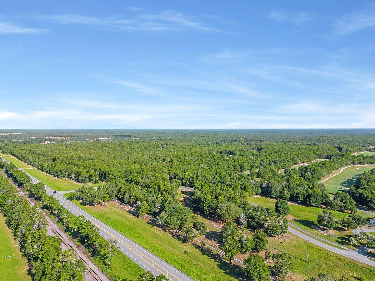 108 Blackstone Lane, DeFuniak Springs