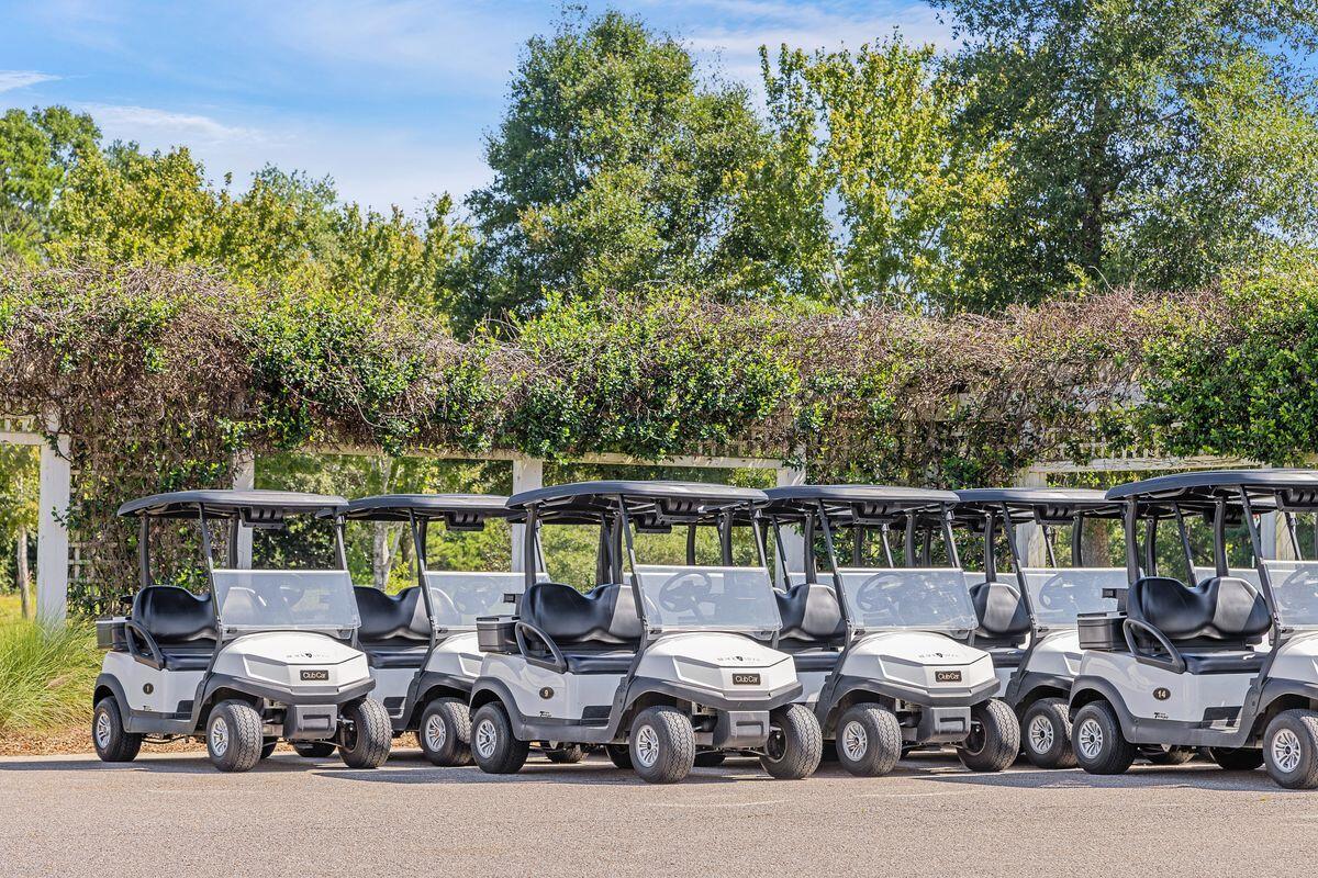 108 Blackstone Lane, DeFuniak Springs