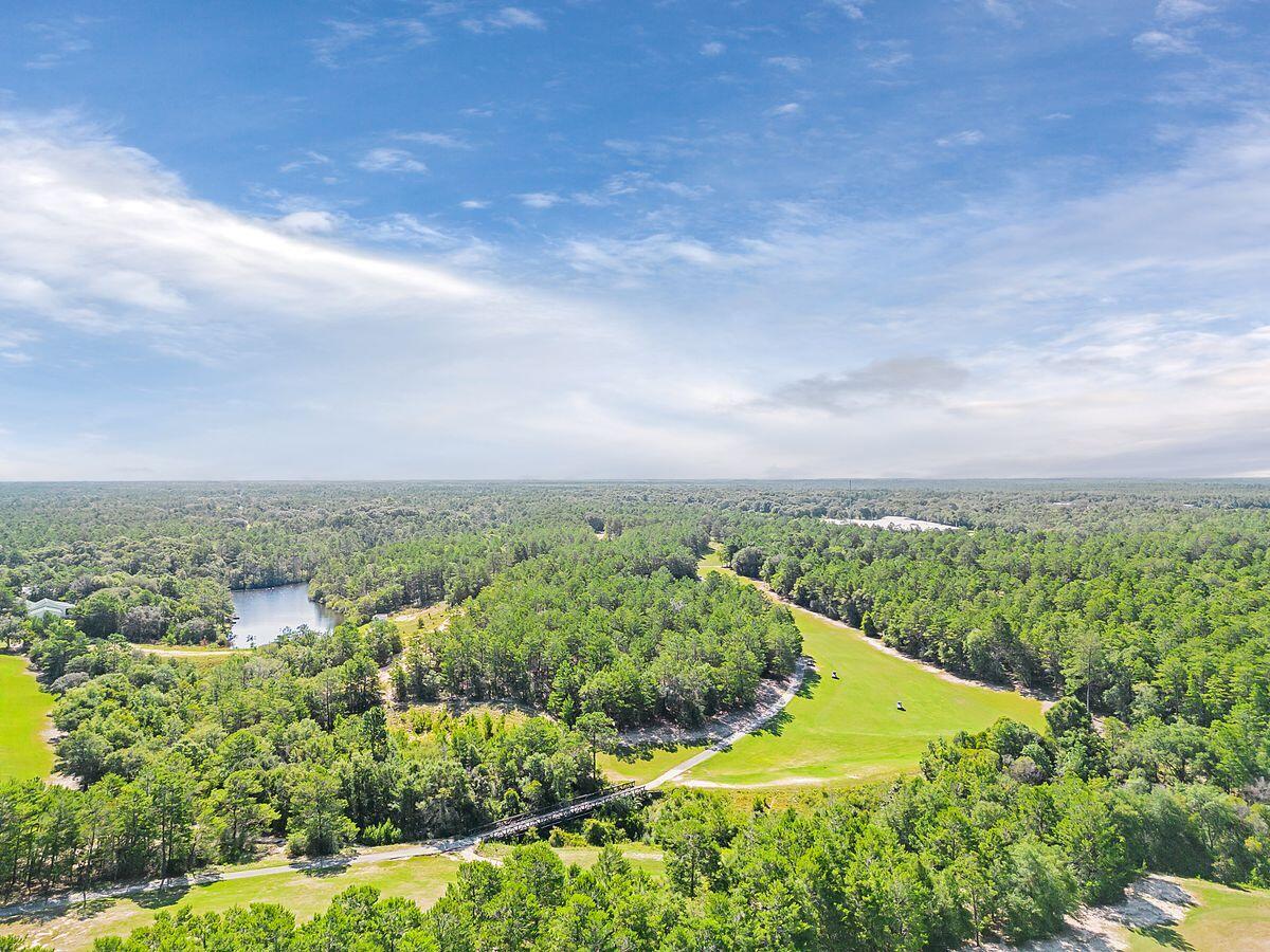 108 Blackstone Lane, DeFuniak Springs