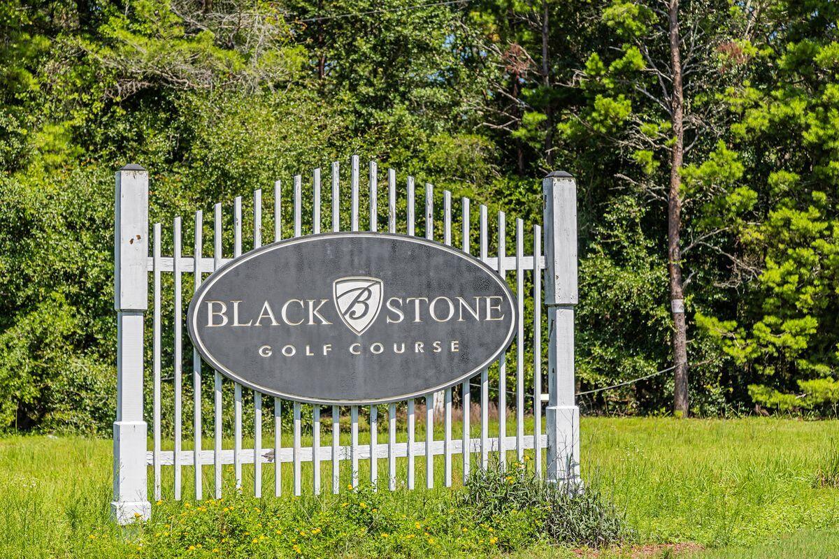 108 Blackstone Lane, DeFuniak Springs