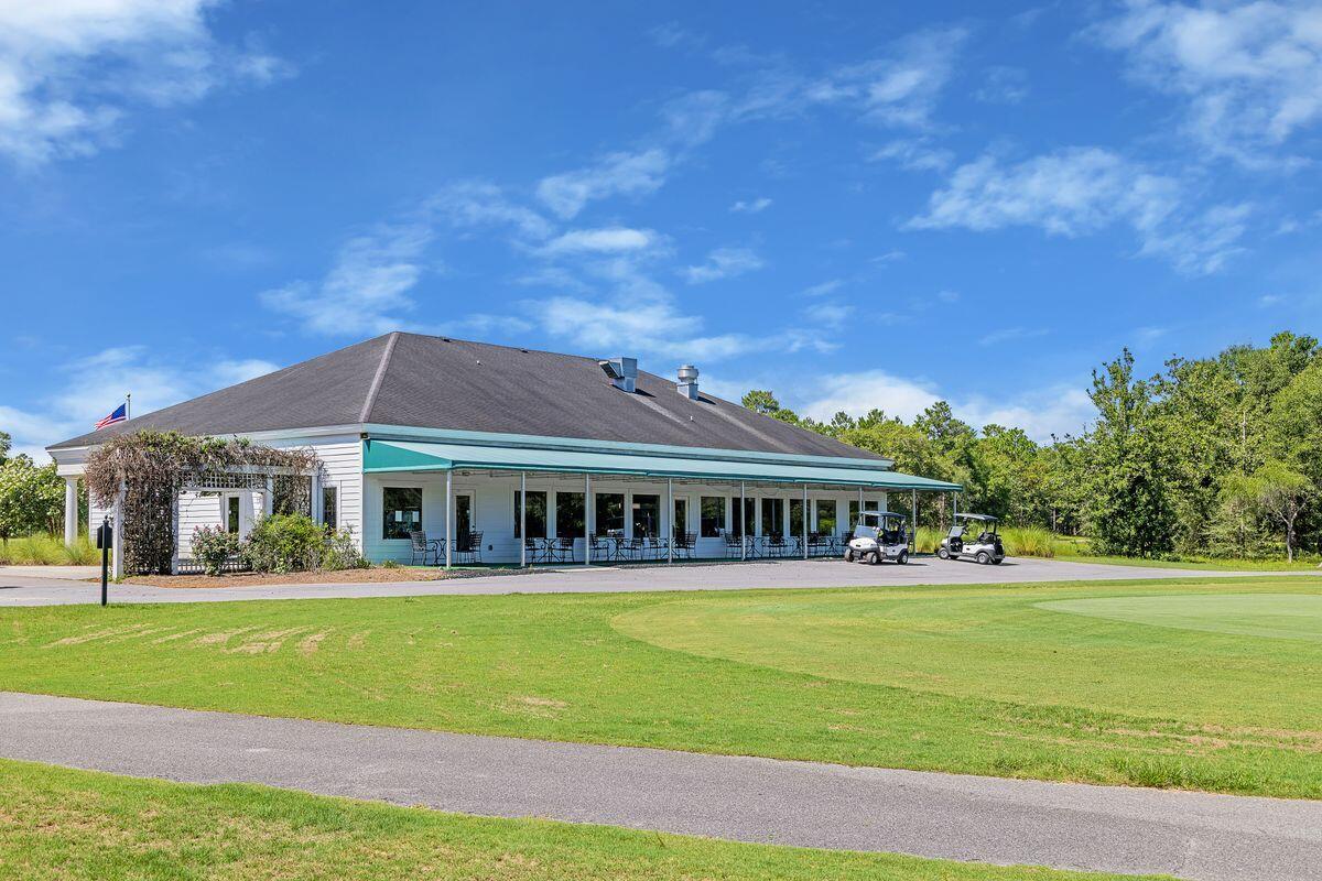 108 Blackstone Lane, DeFuniak Springs