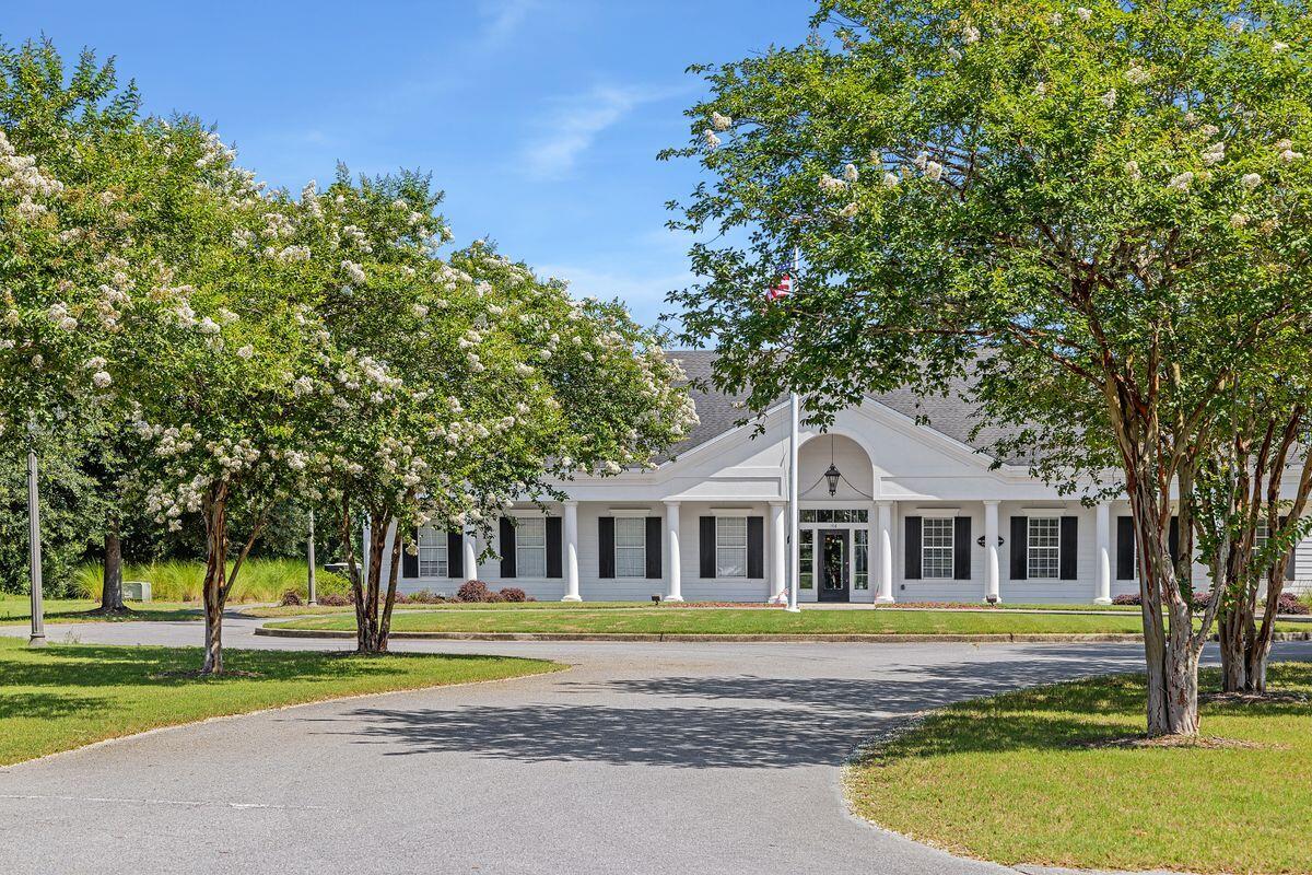 108 Blackstone Lane, DeFuniak Springs