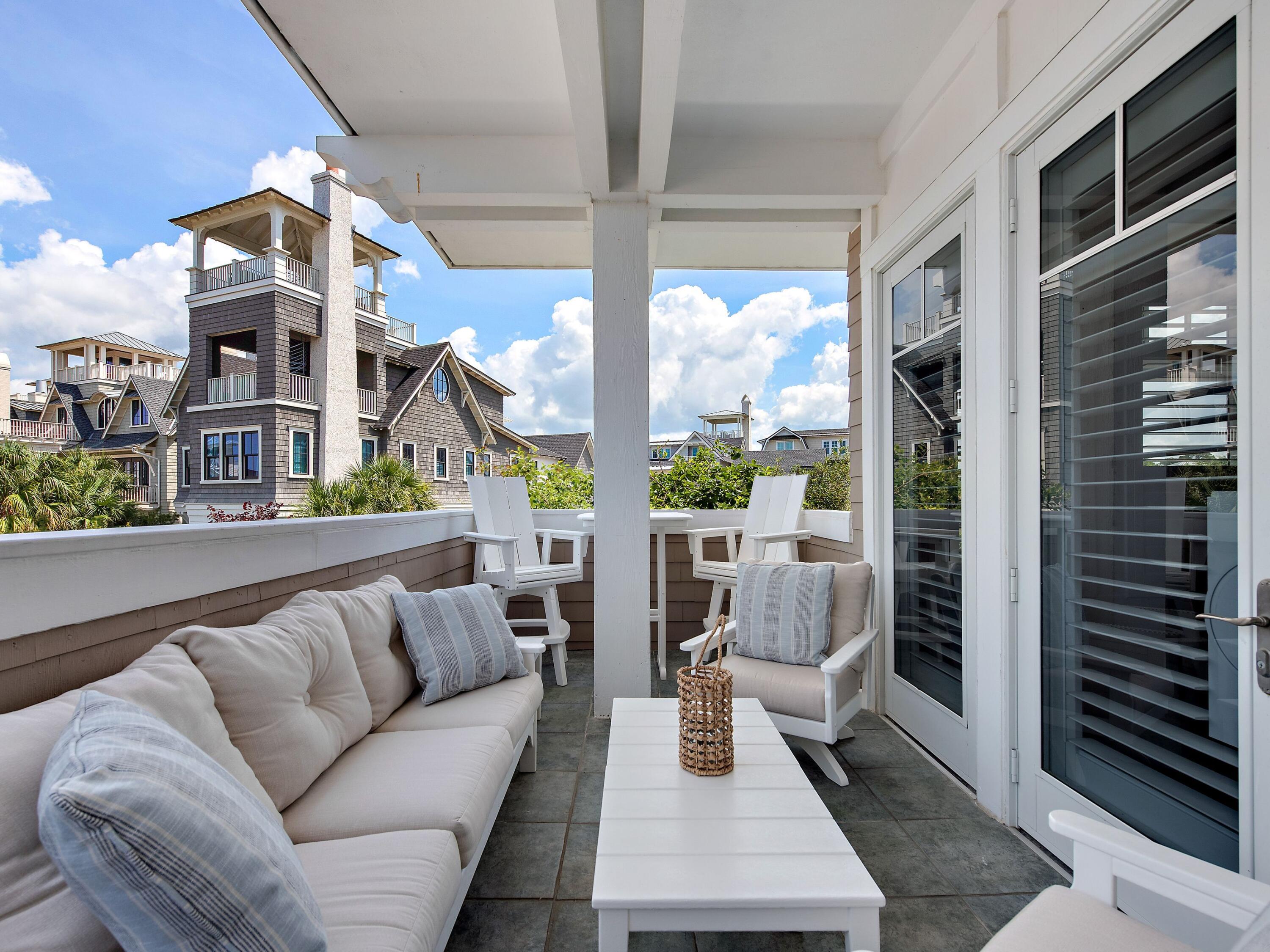 99 Compass Point Way, UNIT 202