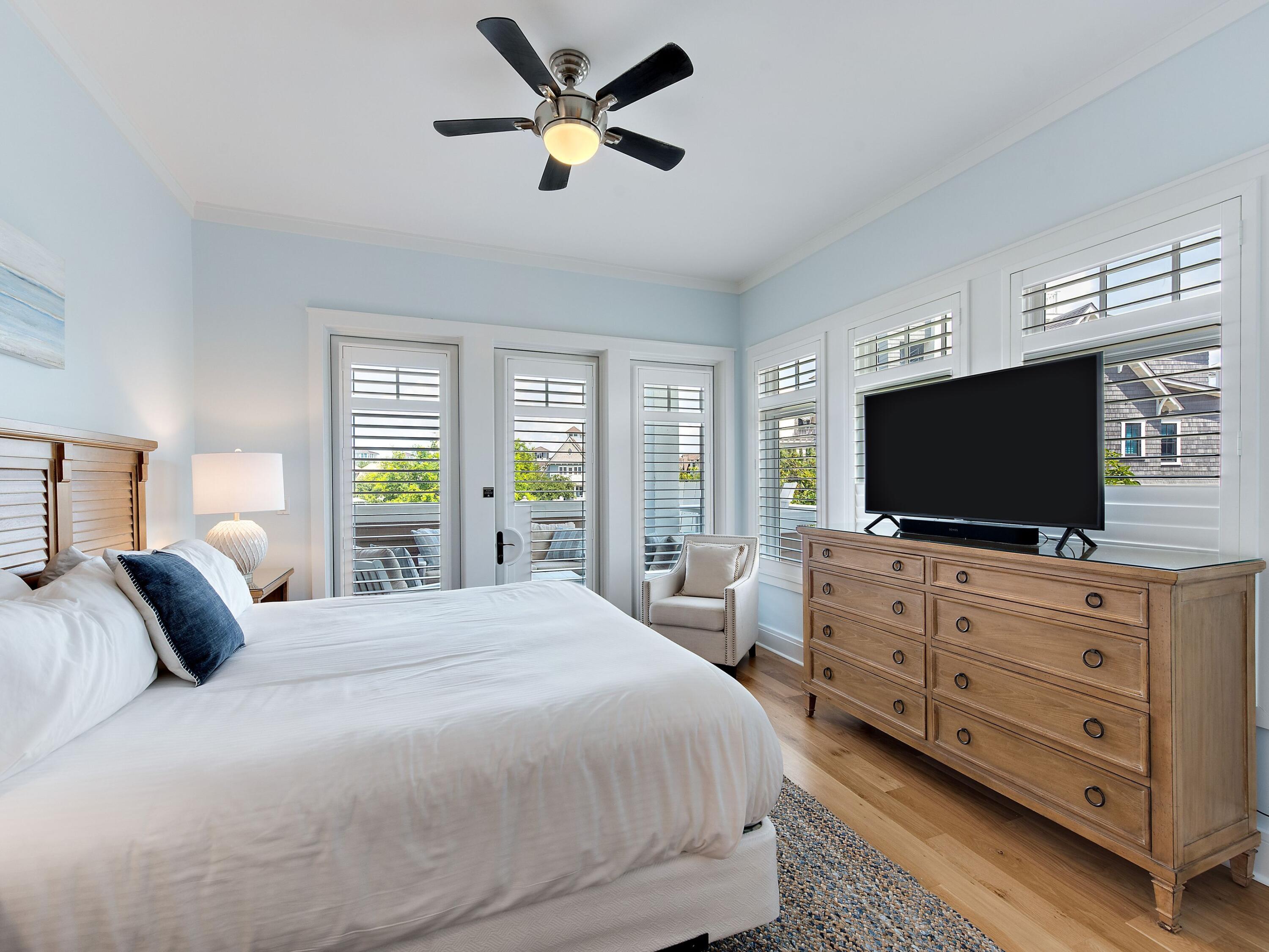 99 Compass Point Way, UNIT 202