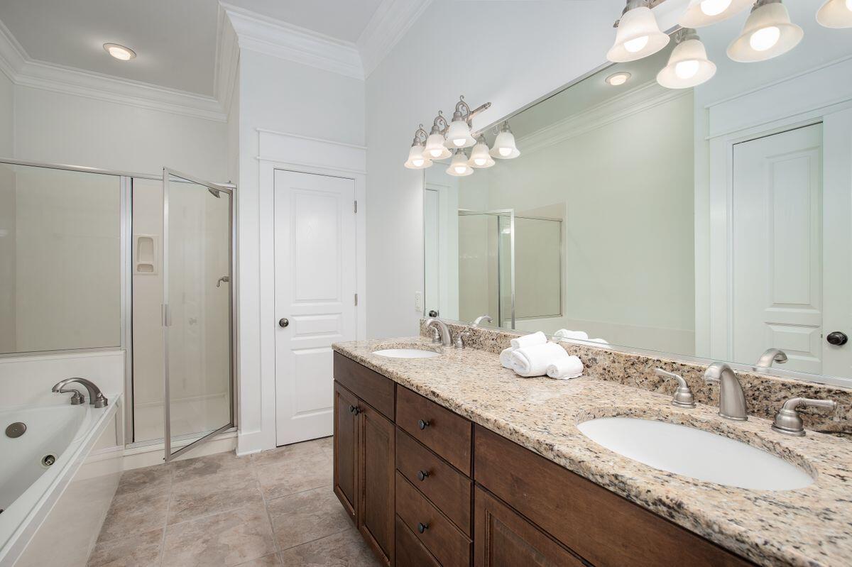 117 E Lifeguard Loop