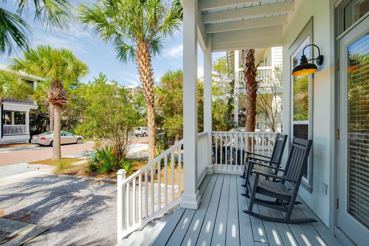 117 E Lifeguard Loop