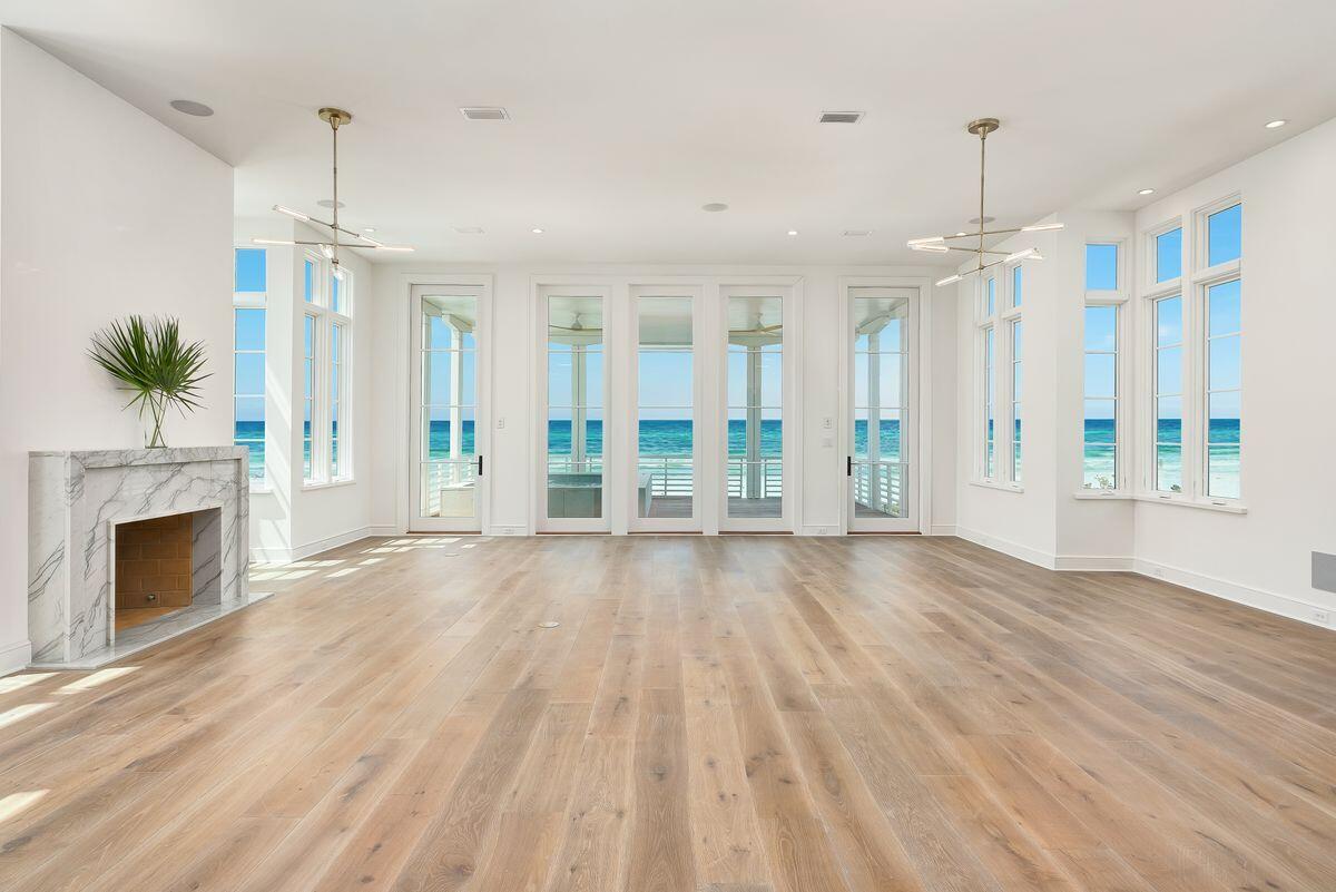 2182 E County Hwy 30A