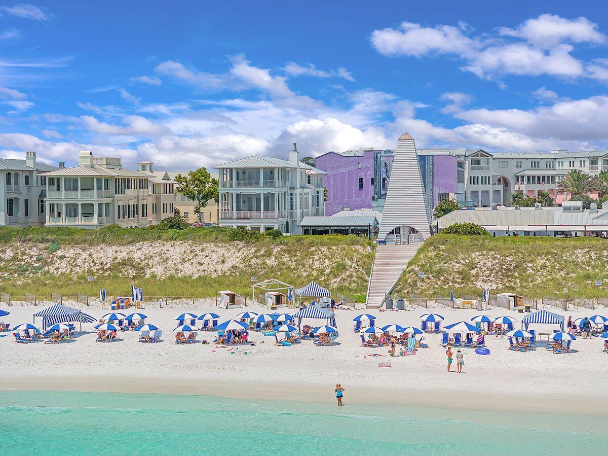 2182 E County Hwy 30A