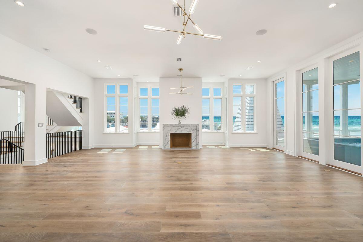 2182 E County Hwy 30A