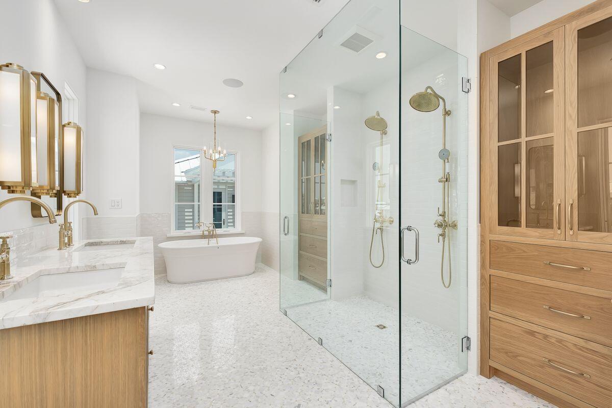 2182 E County Hwy 30A