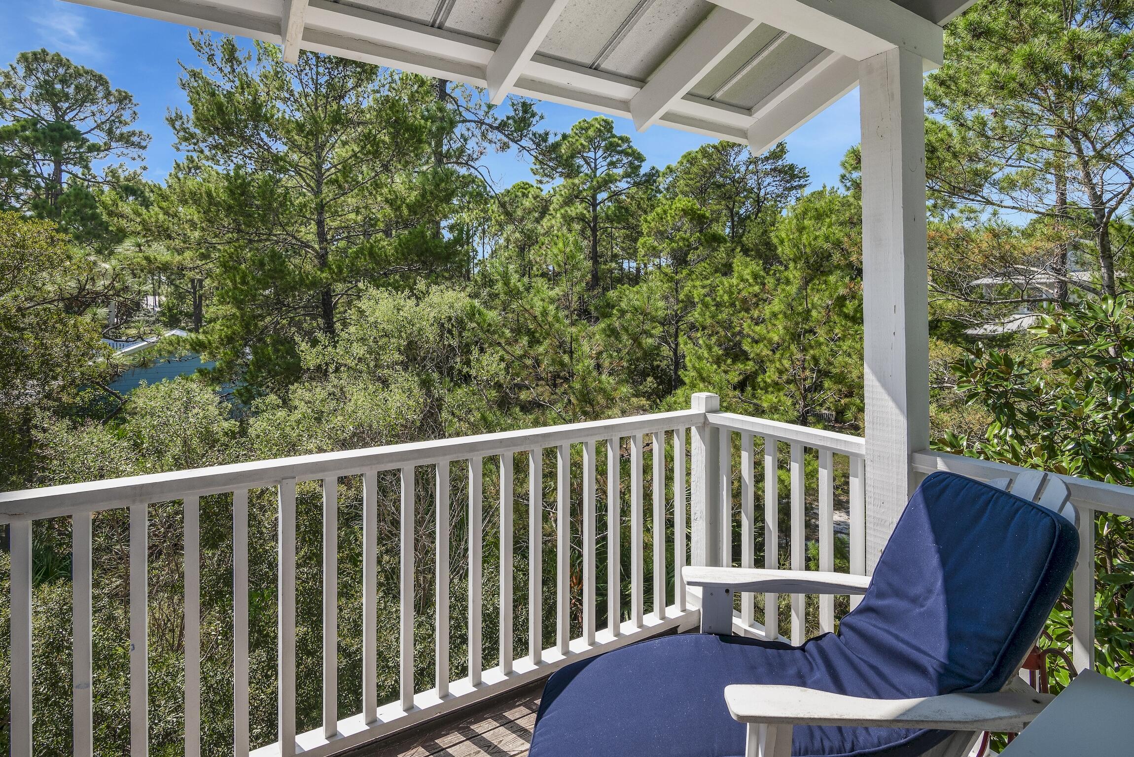 253 N Andalusia Avenue