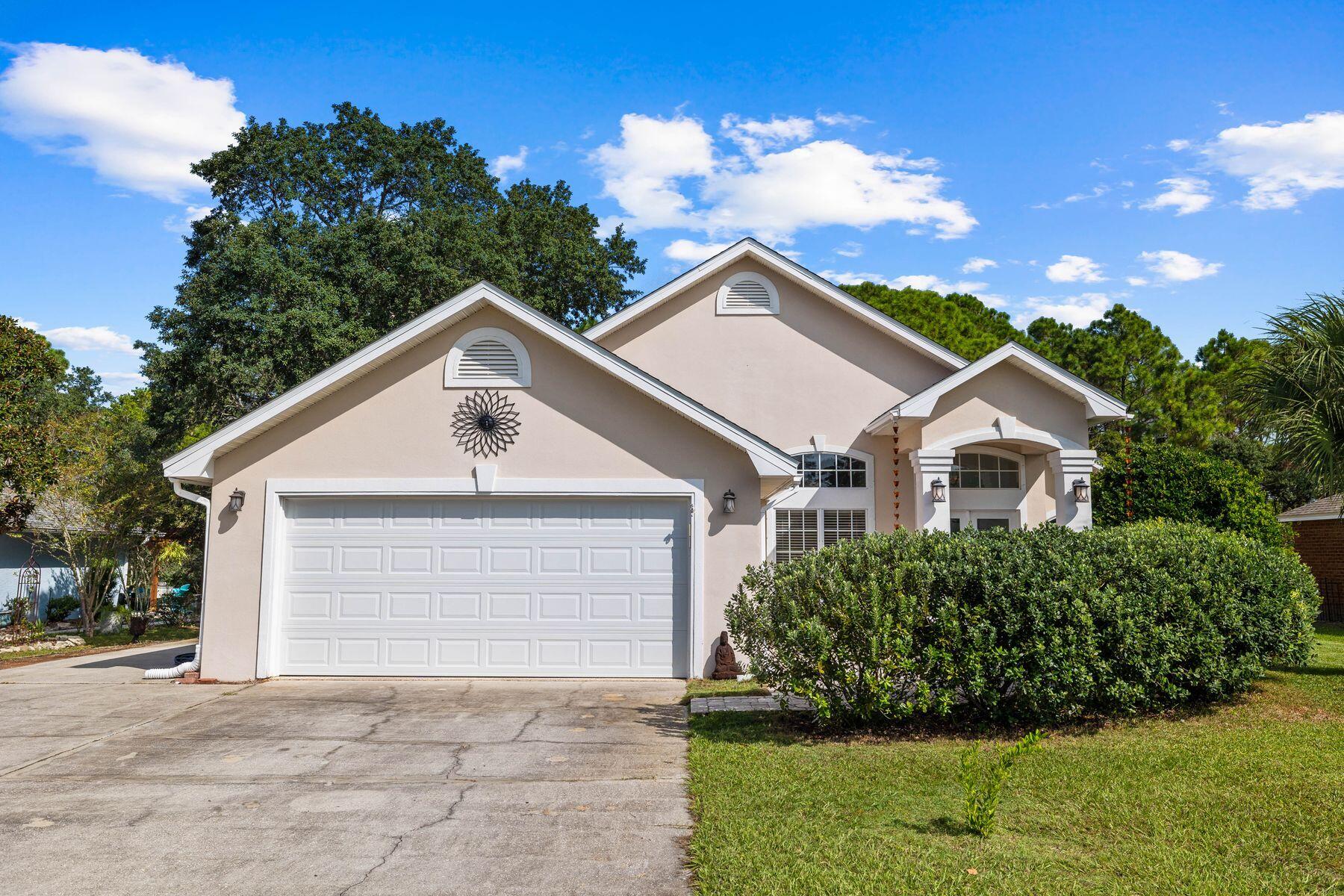 21004 S Lakeview Drive