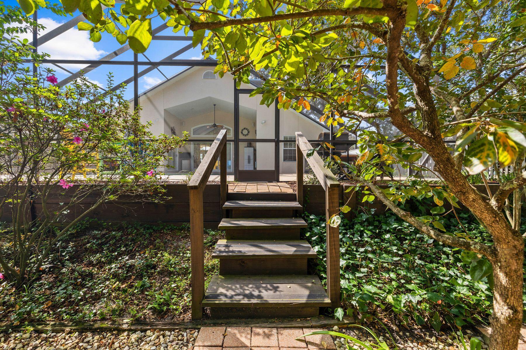 21004 S Lakeview Drive