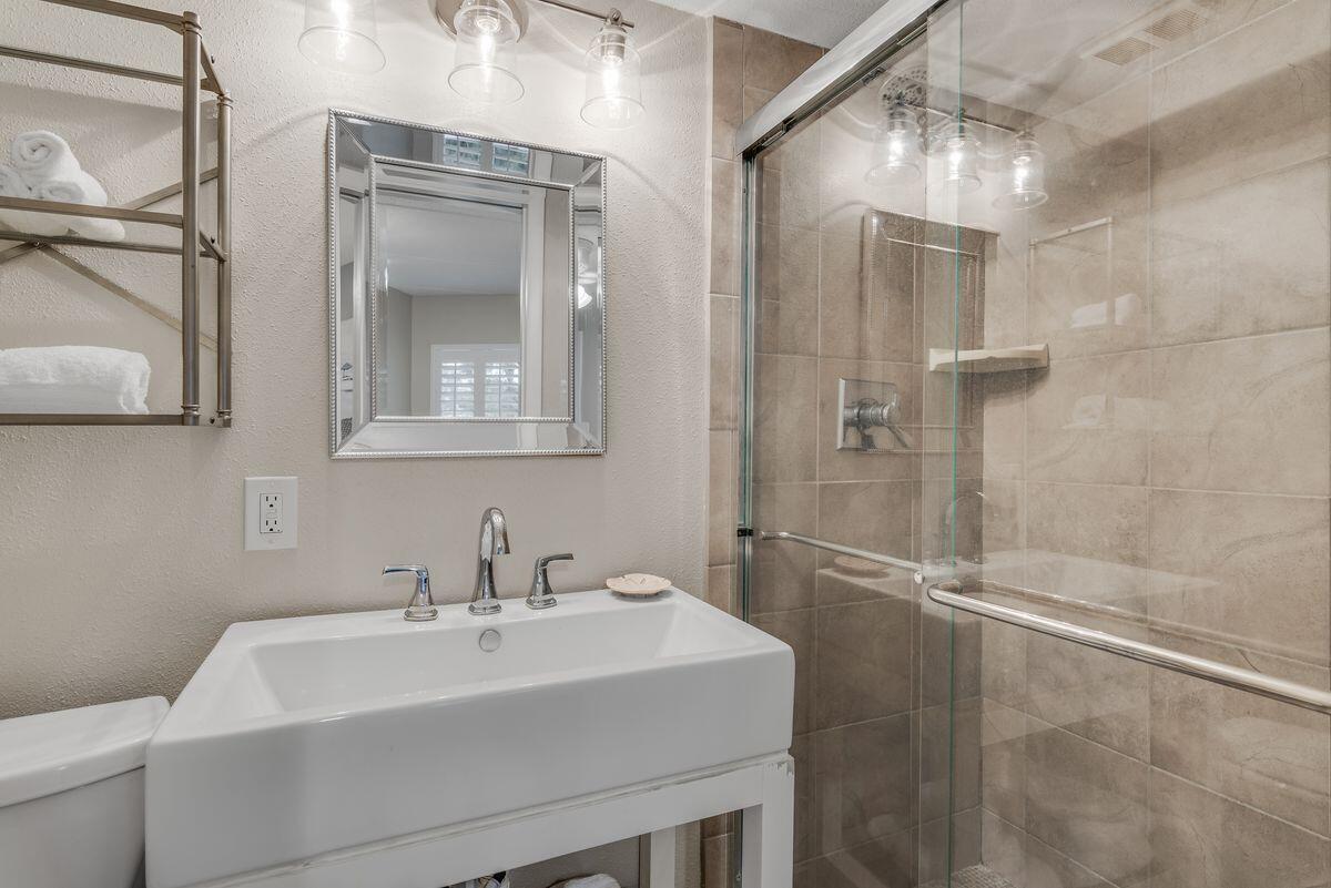 1030 E Highway 98, 105A