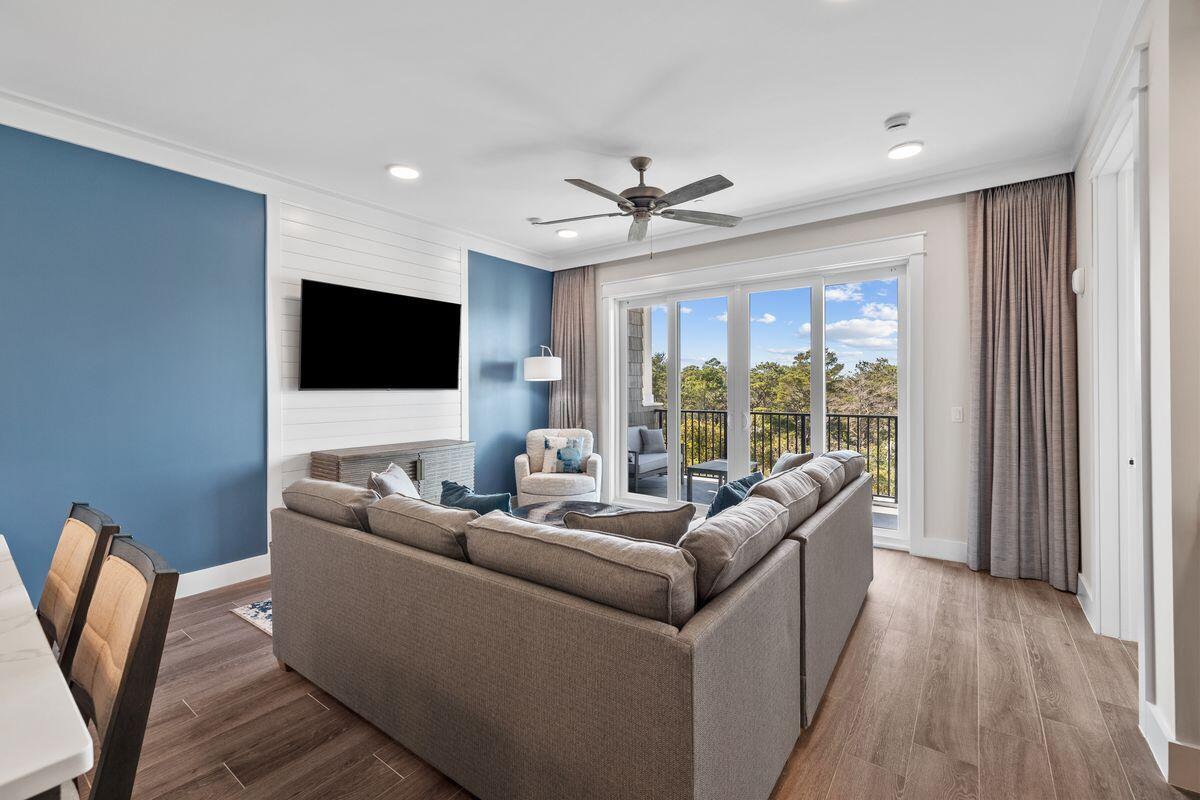 206 Henderson Resort Way, 5102