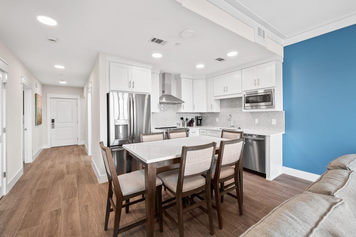 206 Henderson Resort Way, 5102