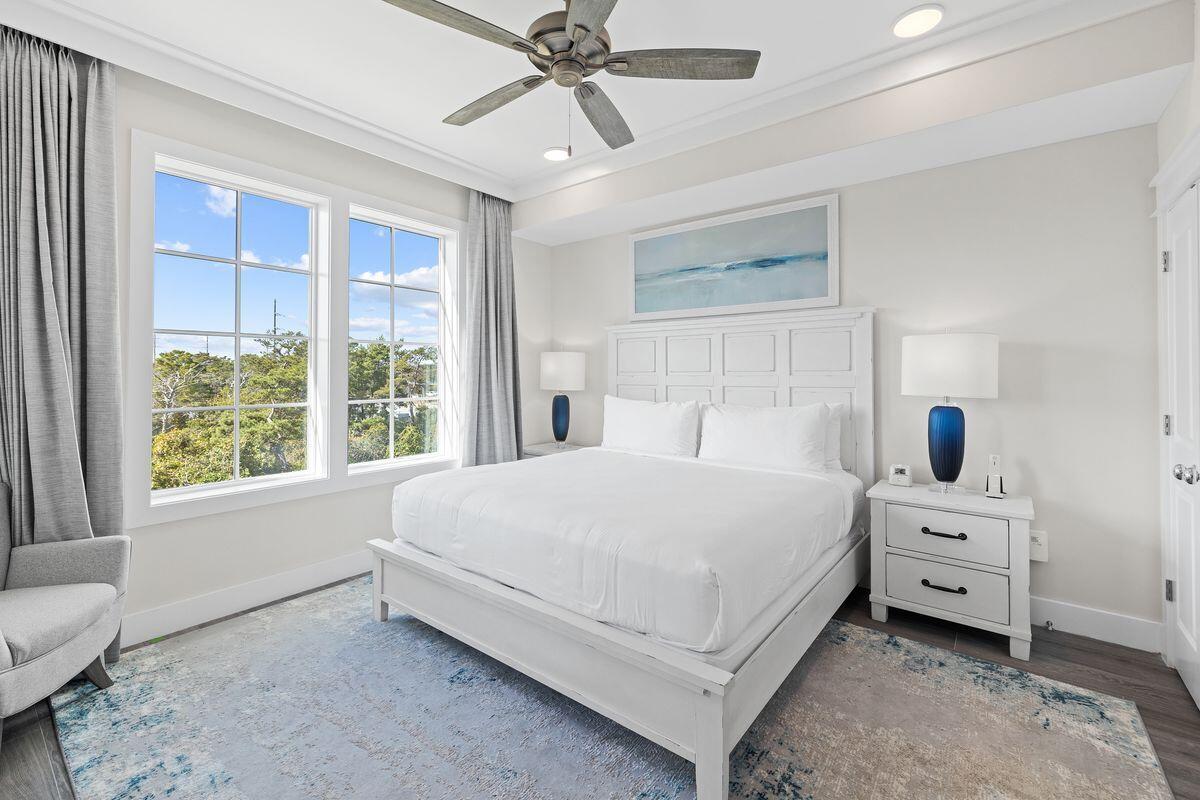 206 Henderson Resort Way, 5102