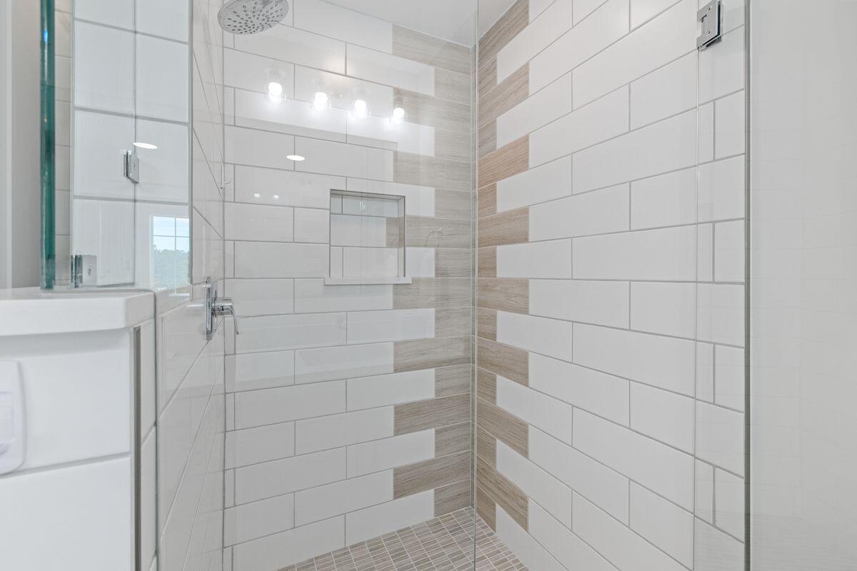 206 Henderson Resort Way, 5102