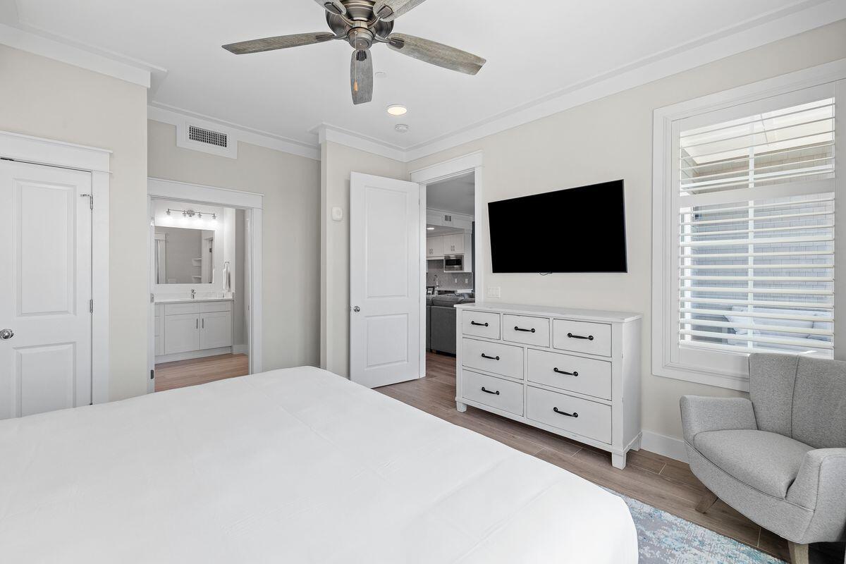 206 Henderson Resort Way, 5102