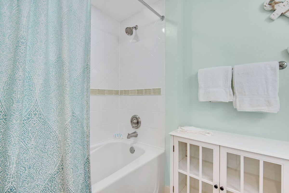 9300 Baytowne Wharf Boulevard, 506