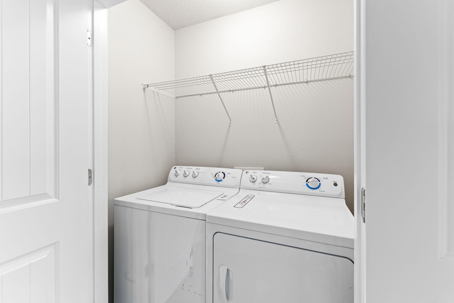 130 Mosaic Oaks Circle