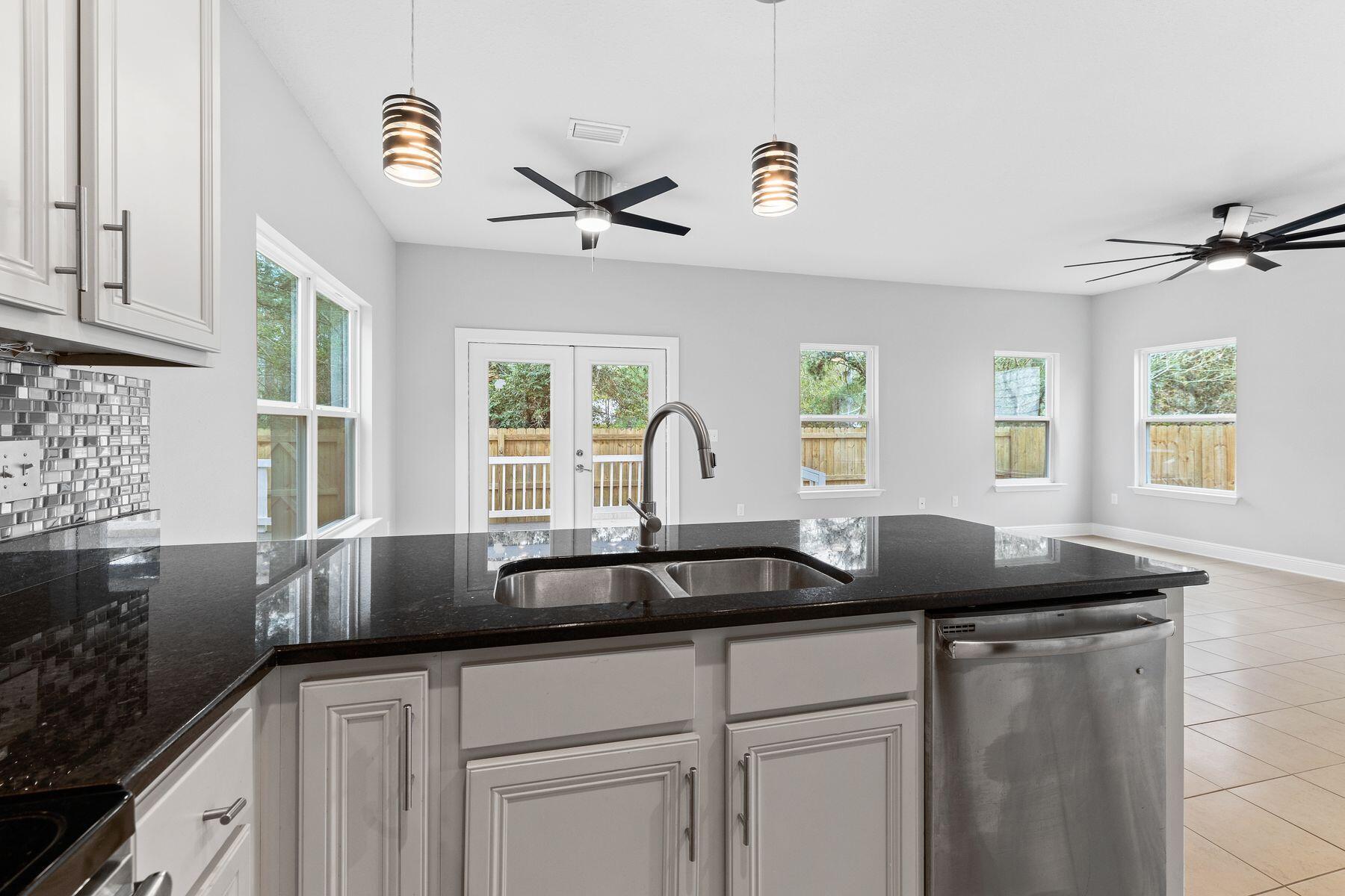 130 Mosaic Oaks Circle