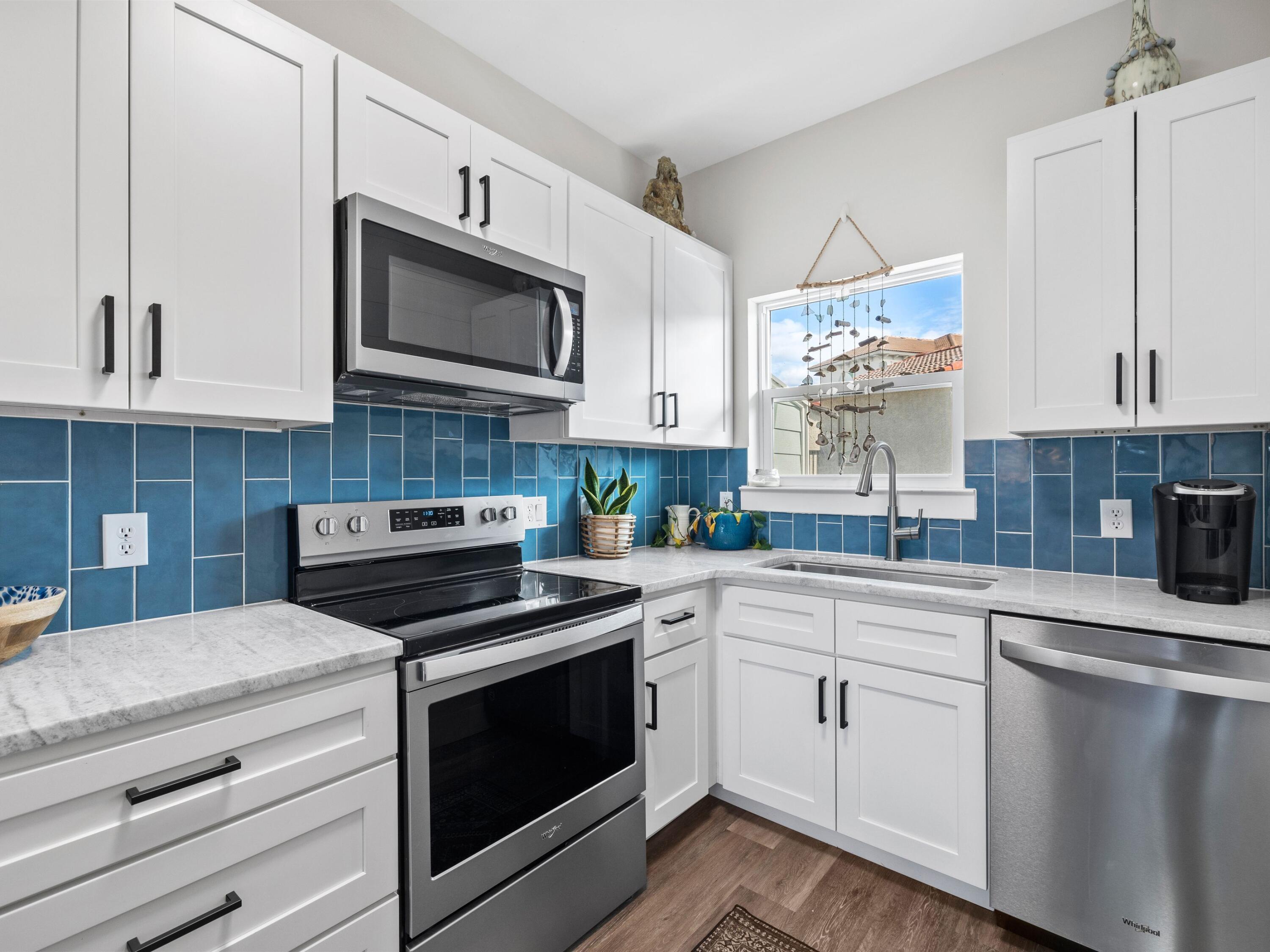 209 Blue Mountain Road, 302