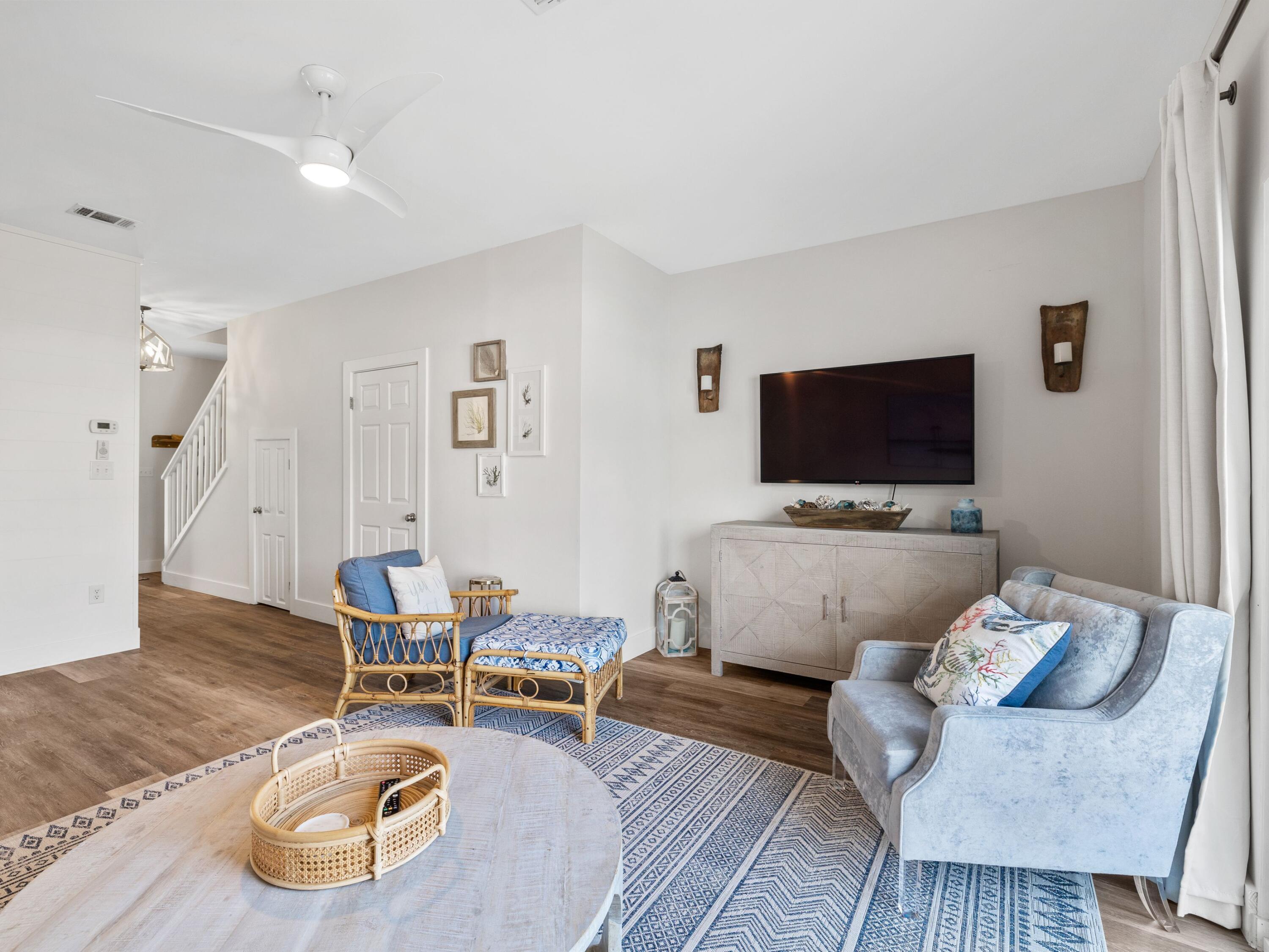 209 Blue Mountain Road, 302