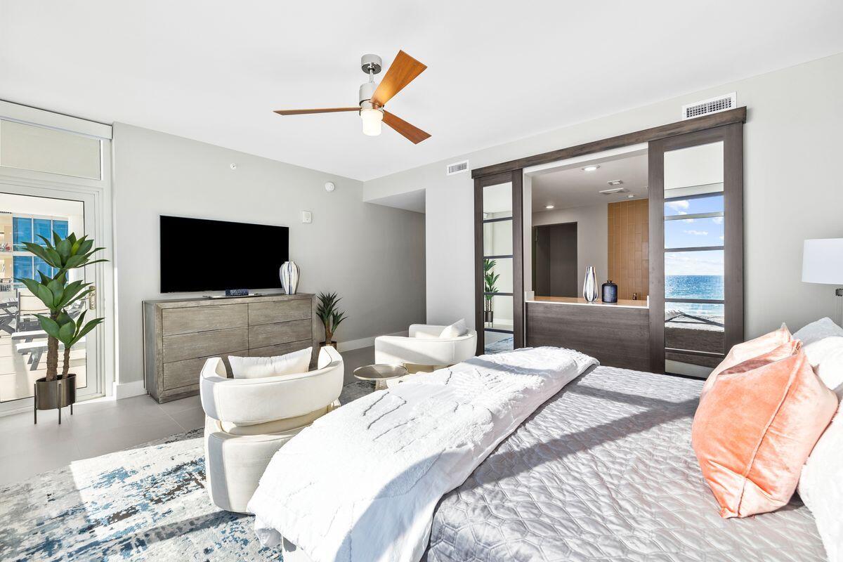 1900 Scenic Highway 98, 302