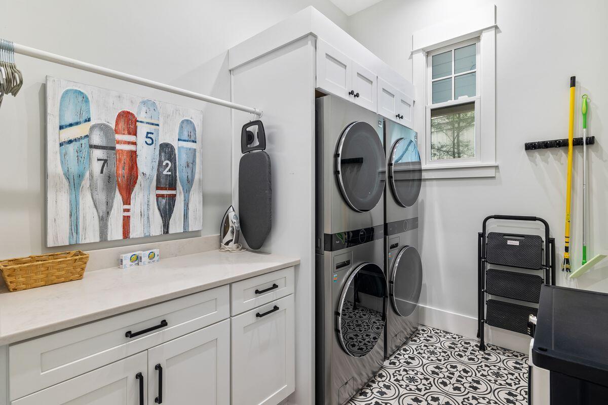 408 Western Lake Drive