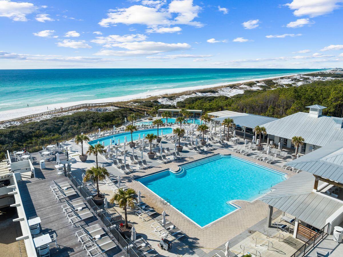 408 Western Lake Drive