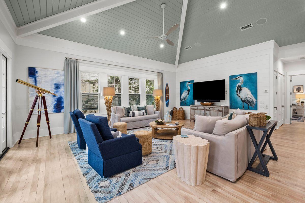 408 Western Lake Drive