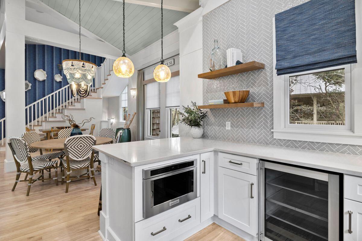 408 Western Lake Drive