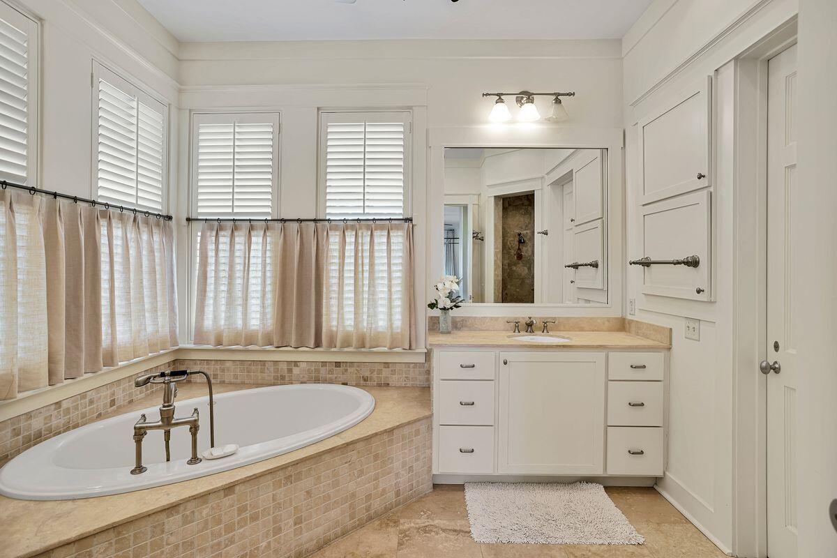 122 Camp Creek Point Drive