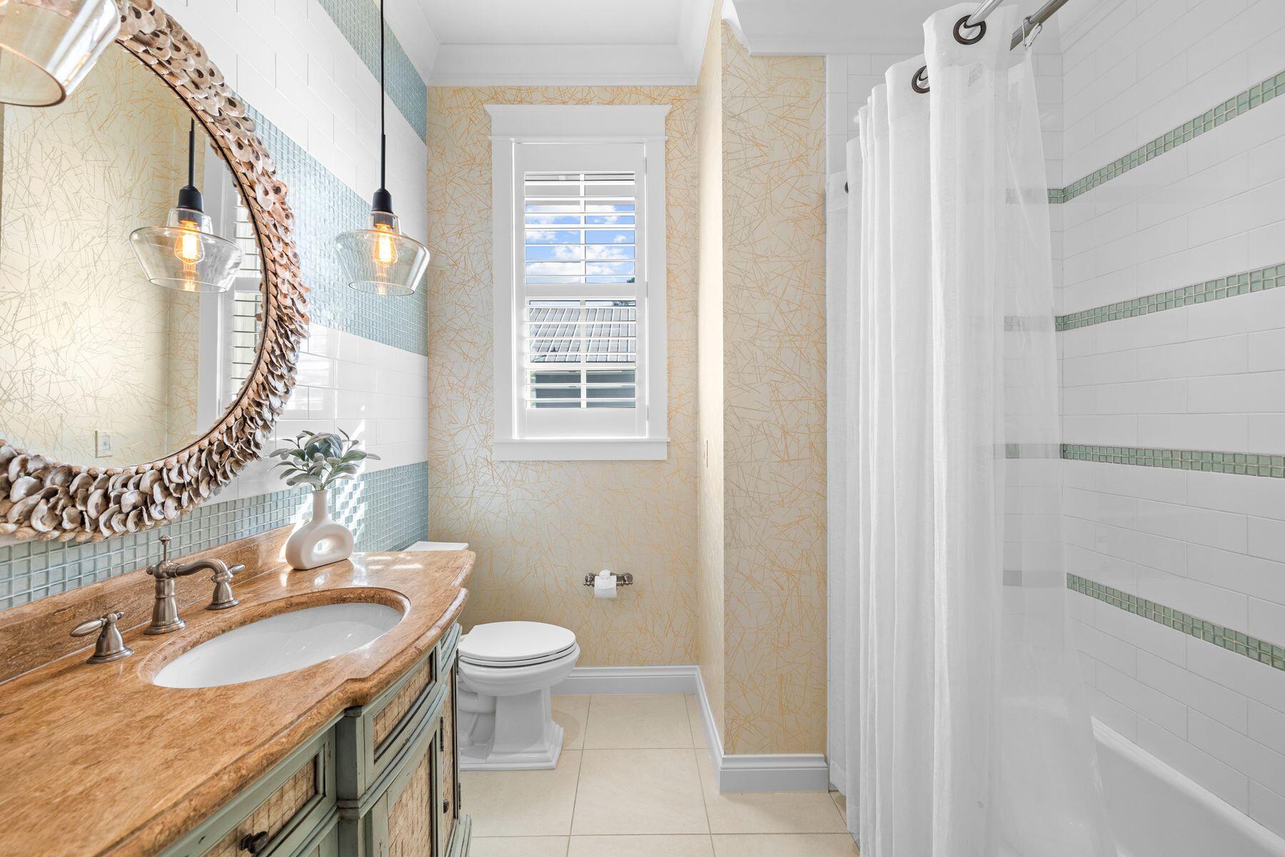 419 E Royal Fern Way