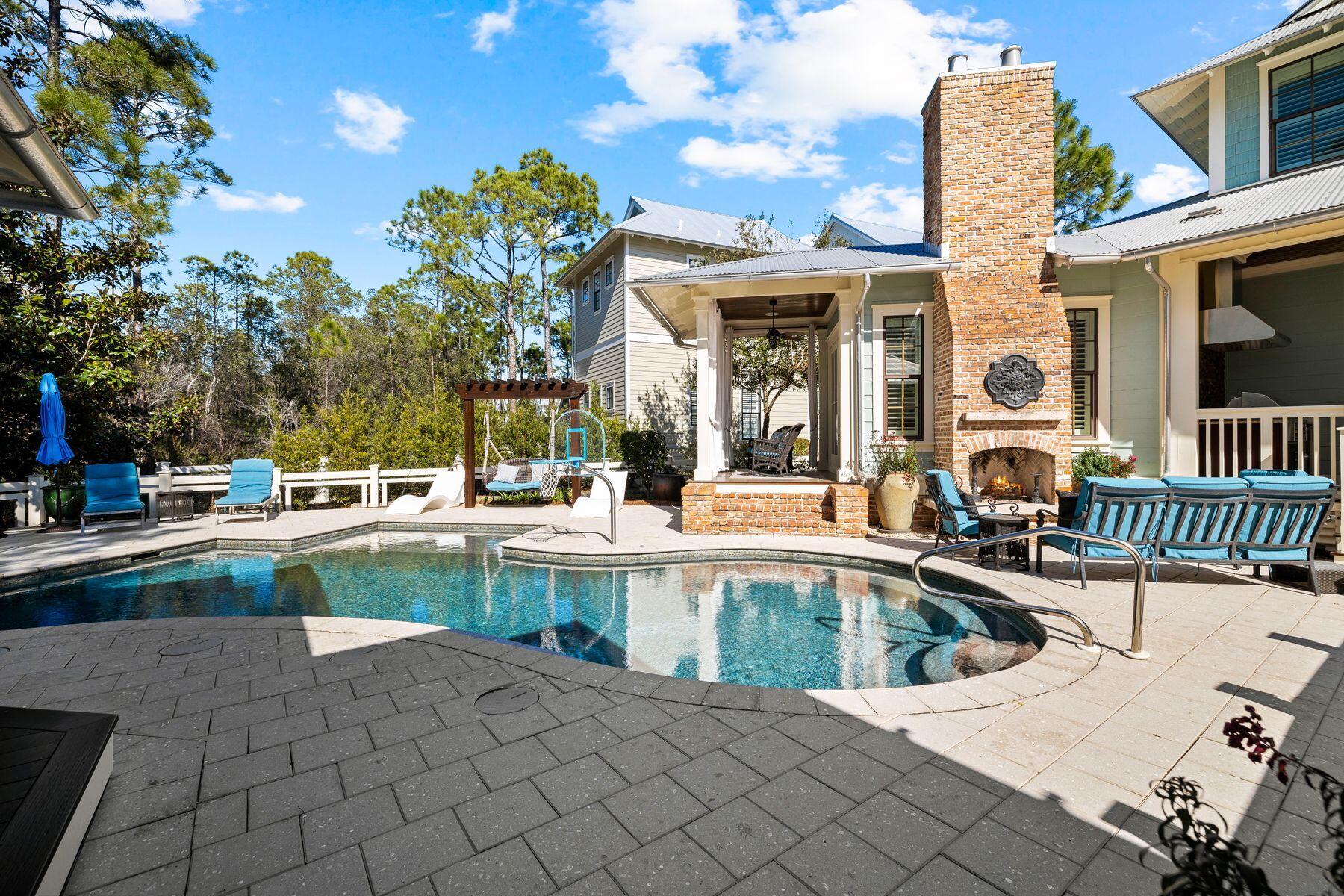 419 E Royal Fern Way