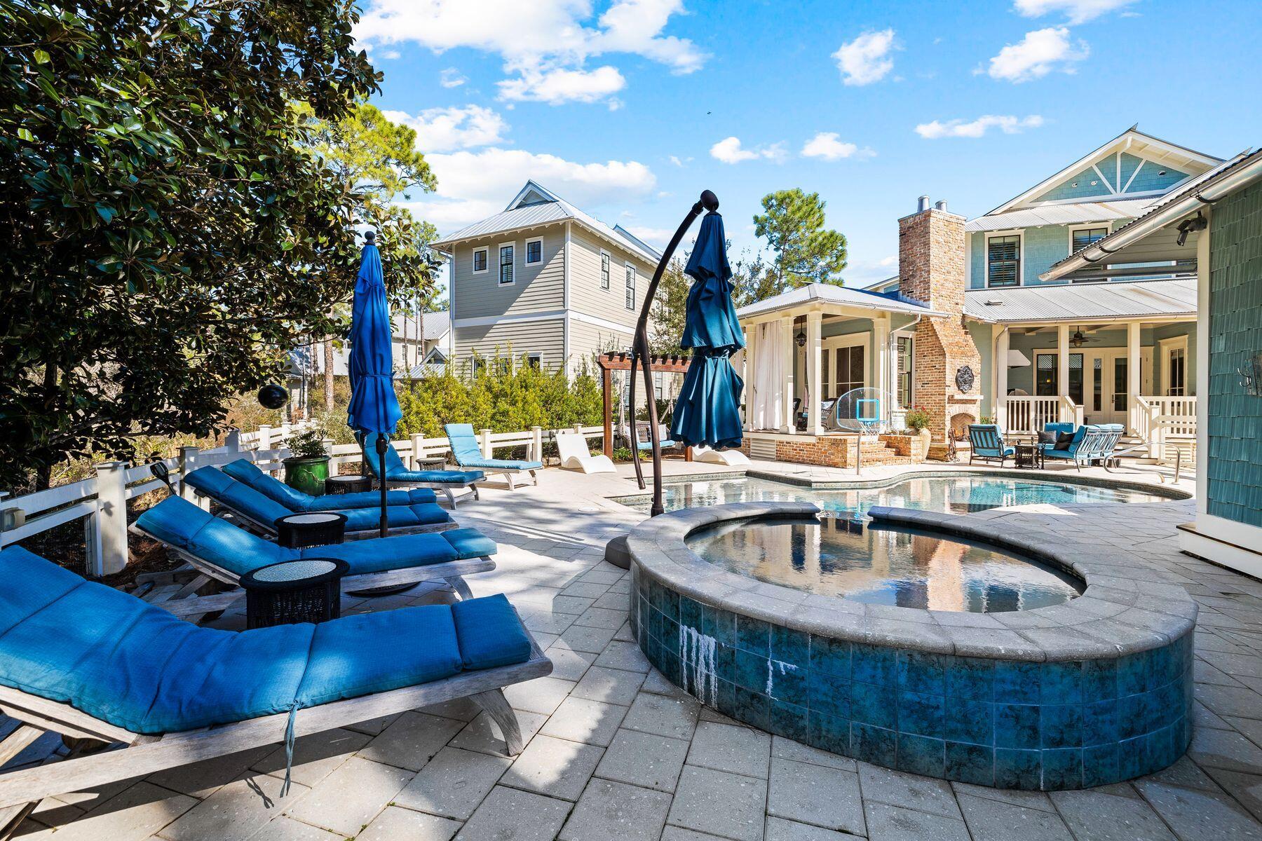 419 E Royal Fern Way