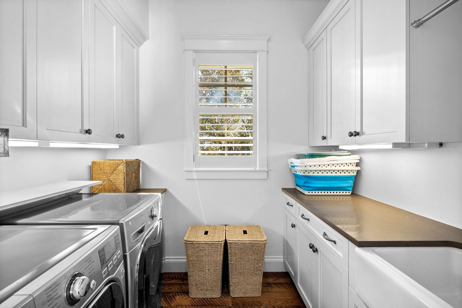 419 E Royal Fern Way