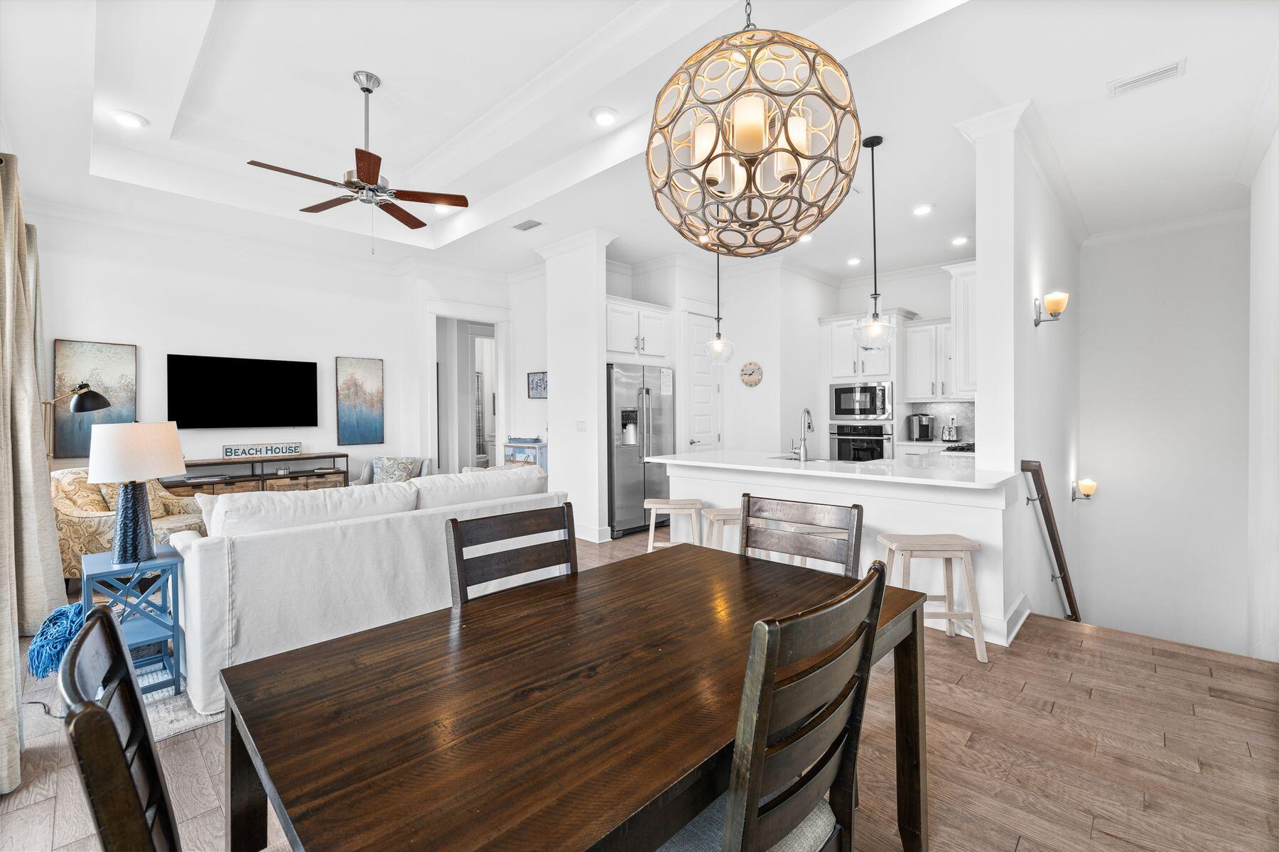 125 W Pine Lands Loop, C