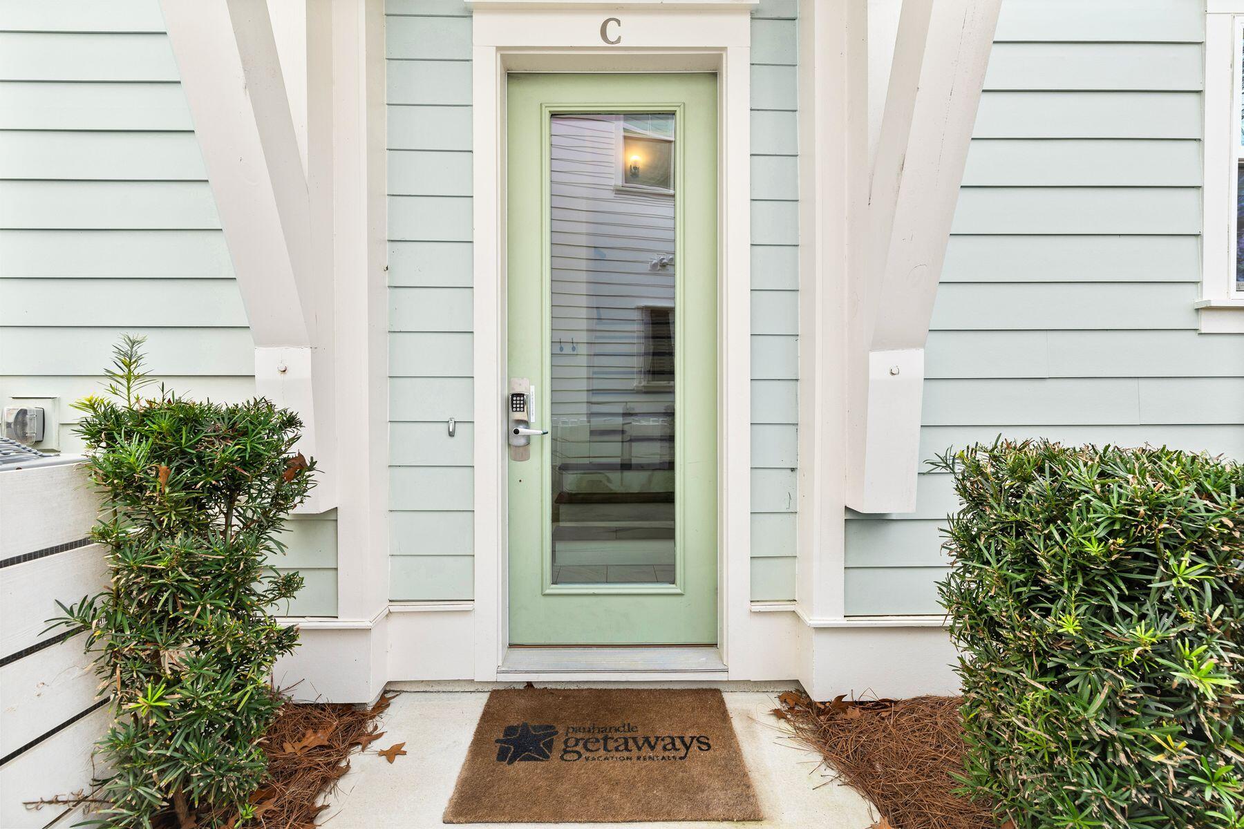 125 W Pine Lands Loop, C