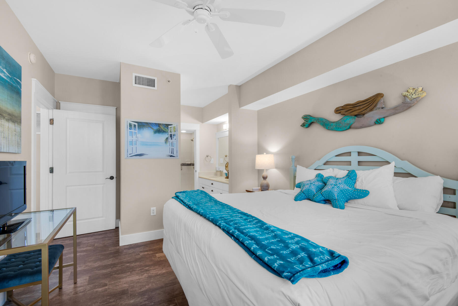 9200 Baytowne Wharf Boulevard, 545/547