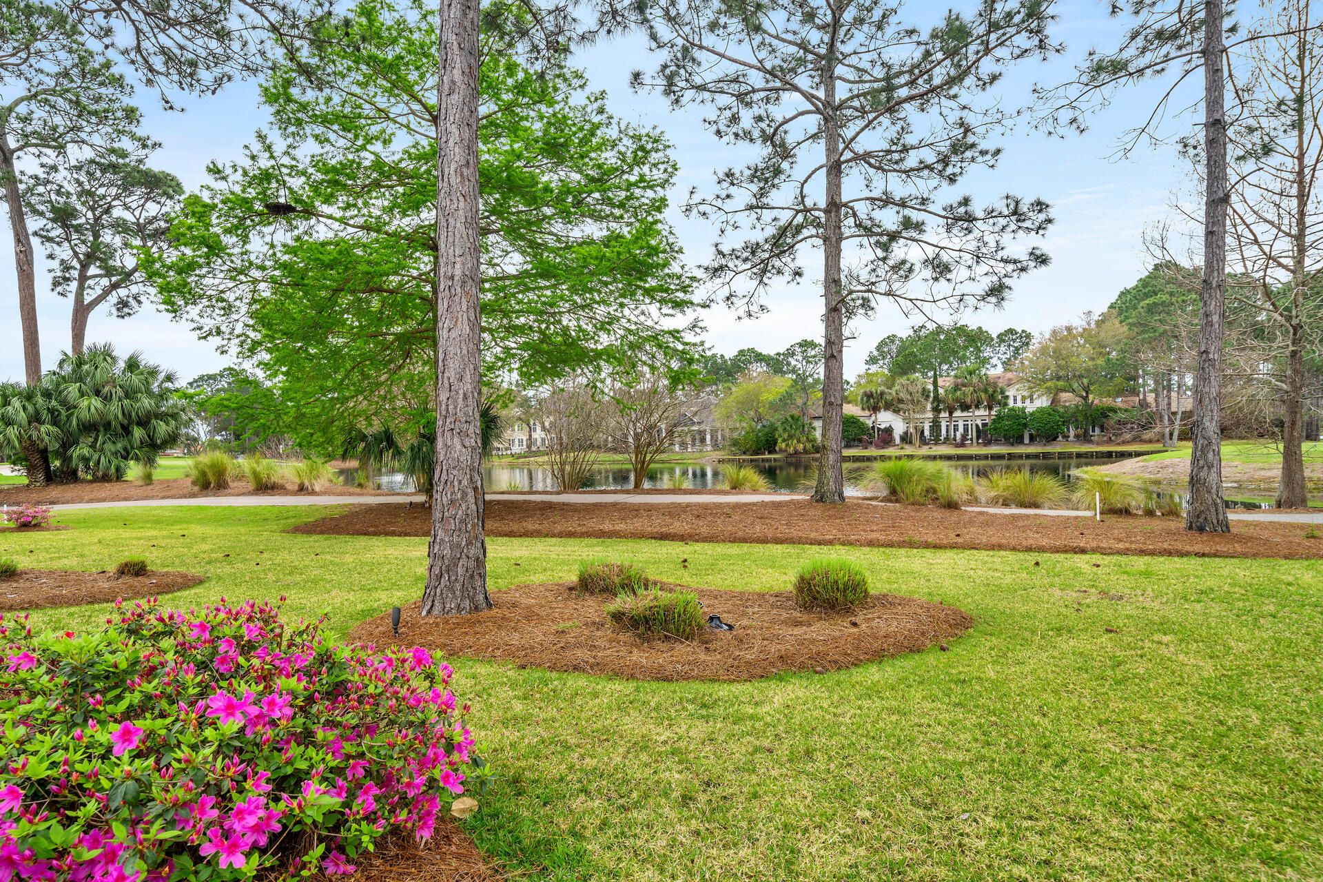 1542 N Baytowne Avenue