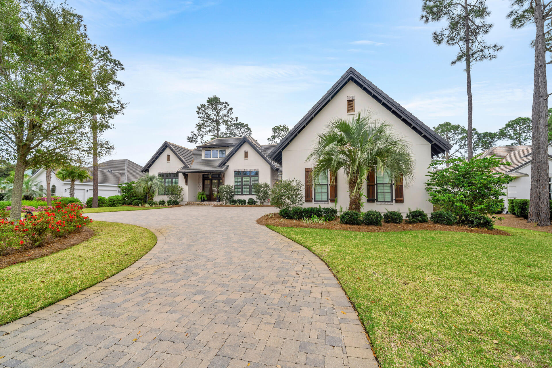 1542 N Baytowne Avenue