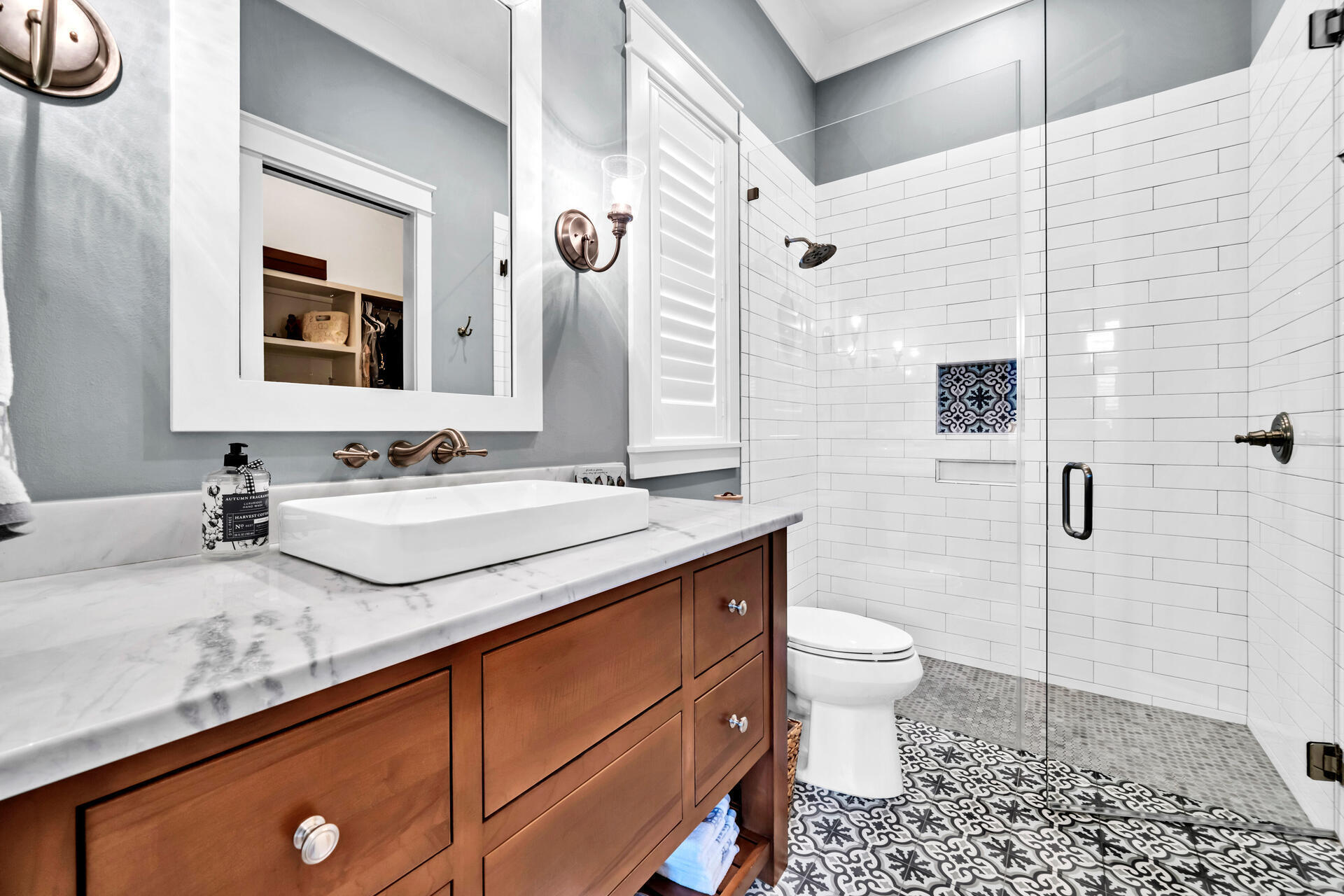 1542 N Baytowne Avenue