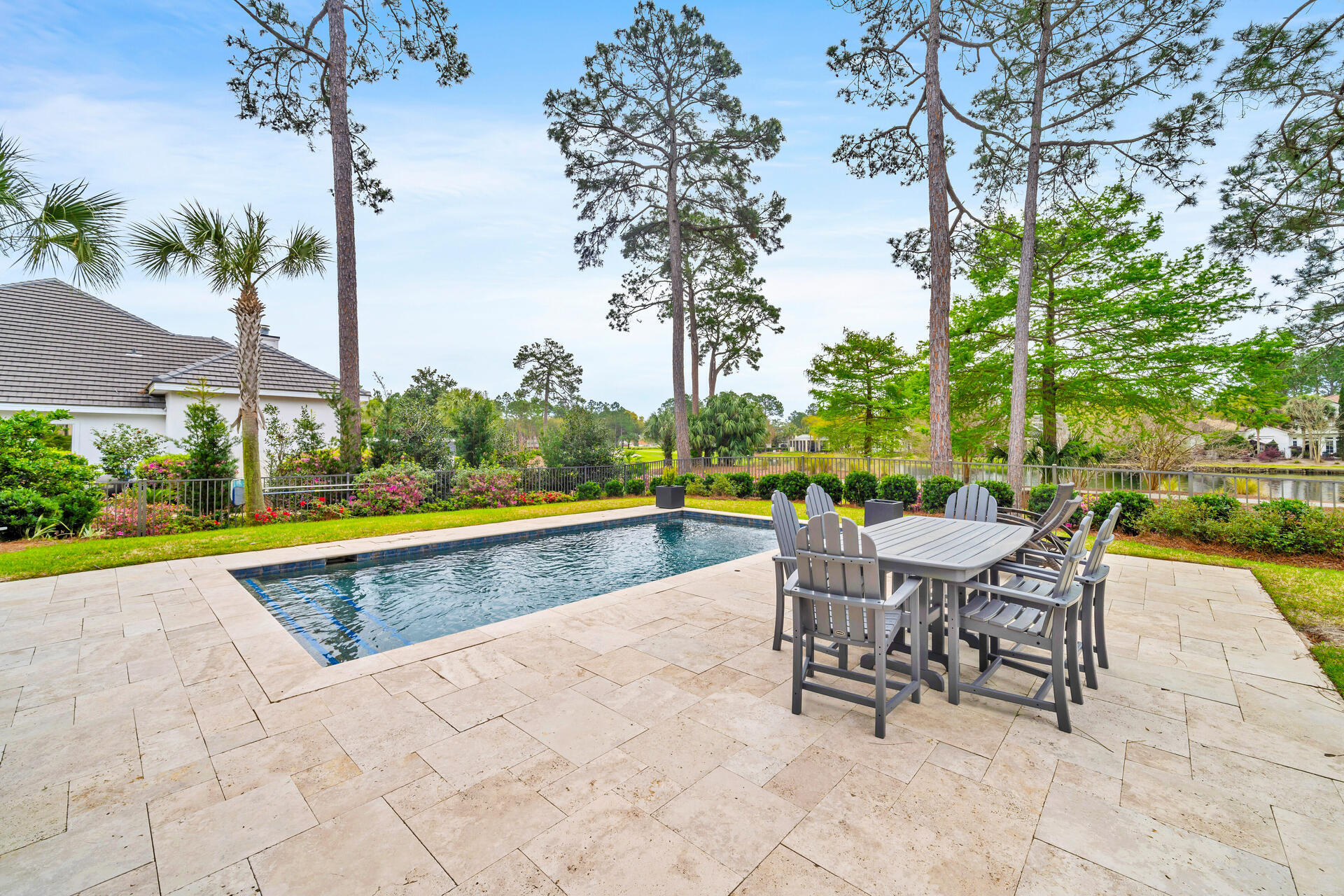 1542 N Baytowne Avenue